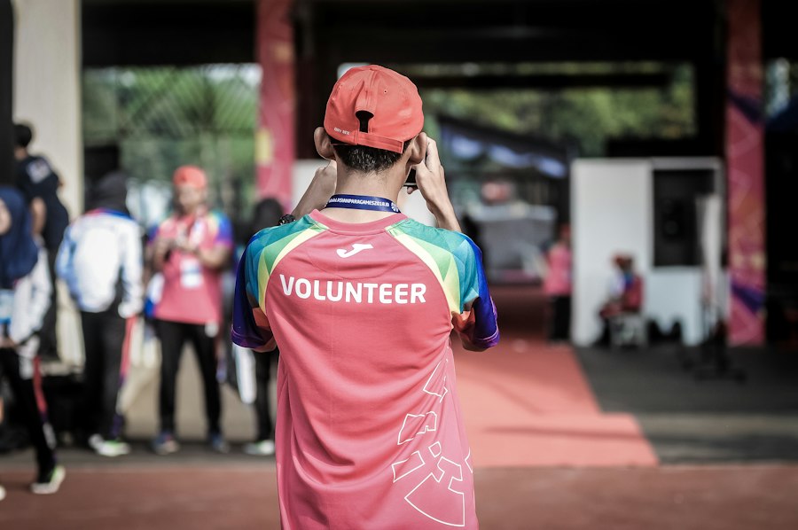 Community volunteer at work